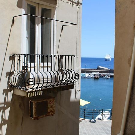 Casa Vacanza U Curtigghiu Villa Lipari  Exterior photo